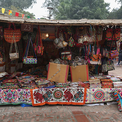 Flights to 新德里